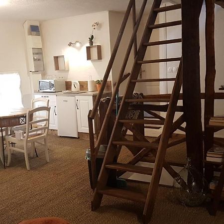 La Belmontaise Bed and Breakfast Beaumont-sur-Sarthe Exteriör bild