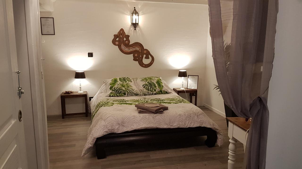 La Belmontaise Bed and Breakfast Beaumont-sur-Sarthe Exteriör bild