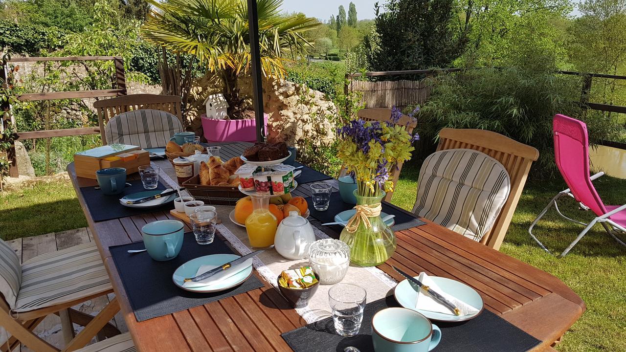 La Belmontaise Bed and Breakfast Beaumont-sur-Sarthe Exteriör bild