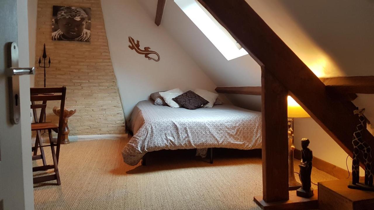 La Belmontaise Bed and Breakfast Beaumont-sur-Sarthe Exteriör bild
